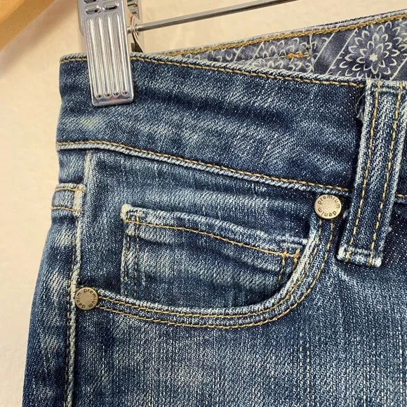 PAIGE • Laurel Canyon Low Rise Bootcut Blue Jeans - Picture 4 of 16